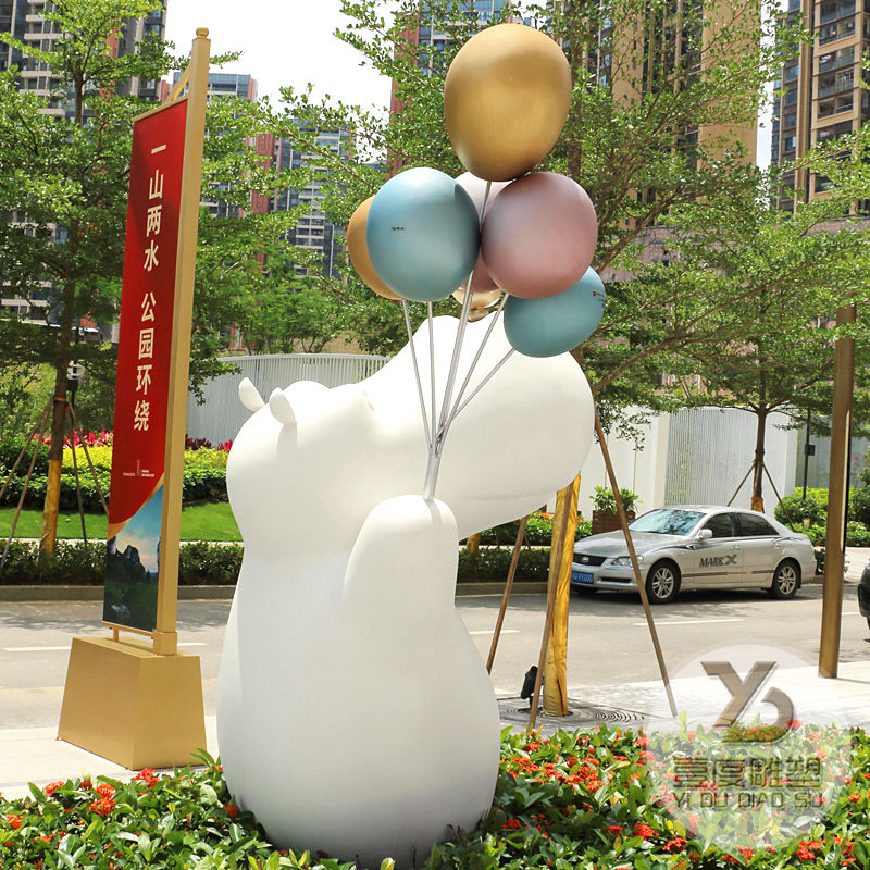 玻璃钢彩绘熊猫雕塑户外小区售楼处几何动物小品草坪装饰摆件造景